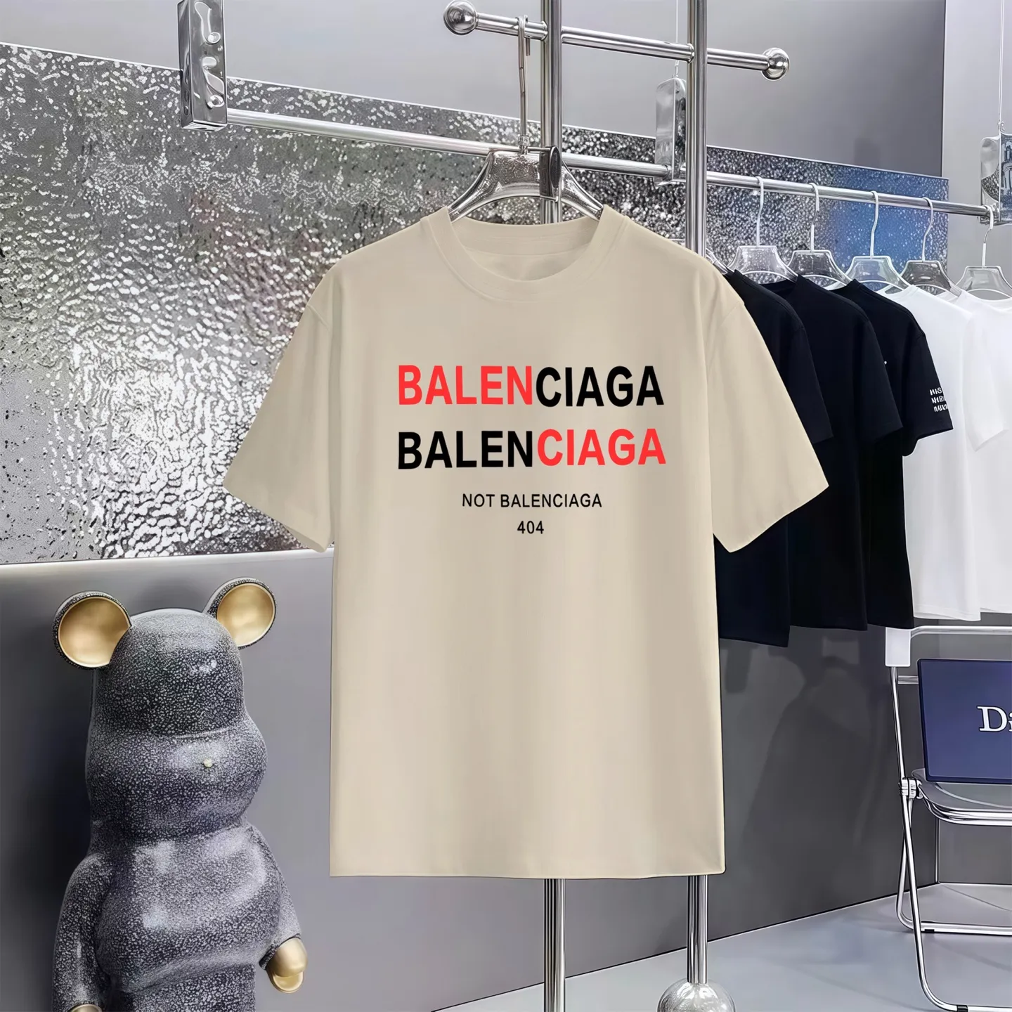 Balenciaga T 1:1 300 1×1 Same Style logo OS 200 ：Black，White， ，Red， Gray Size：XS-L